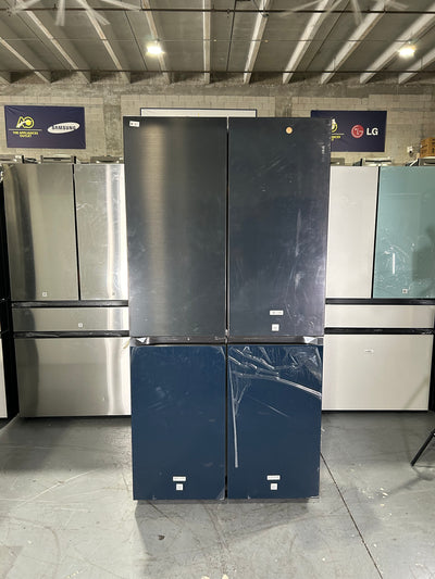 SAMSUNG FRIDGE OPEN BOX
(RF29A9675AP)  Bespoke 4-Door Flex™ Refrigerator (29 cu. ft.)  Custom Panel Ready Black Stainless steel + Navy Steel